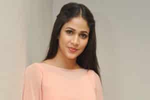 Heroine Clears She Is Not Fined 3 Crores