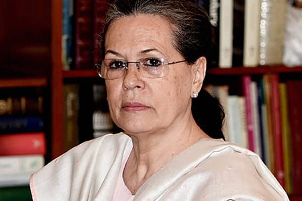 Sonia Gandhi admitted to hospital