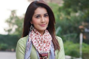 Raashi Khanna New Stills