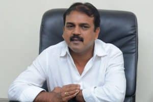 Koratala all set to repeat Srimanthudu stint with Mahesh