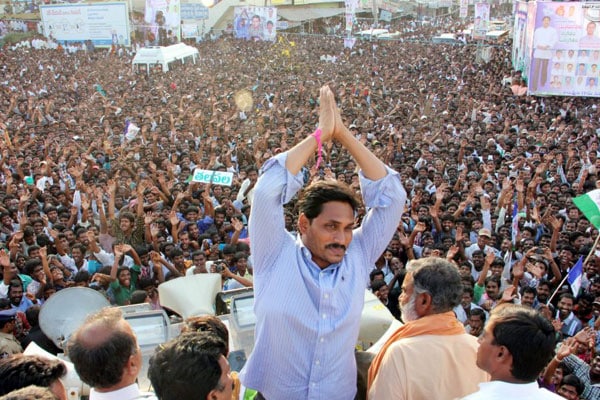 Jagan's praja sankalpa yatra crosses 500 km mark