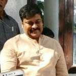 Chiranjeevi takes a break from Sye Raa