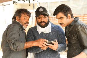Touch Chesi Chudu Working Stills