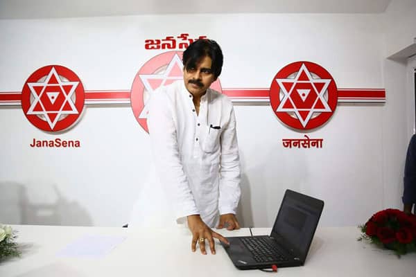 JanaSena Party Chief PawanKalyan launched @JSPVeeraMahila Social Media Handles