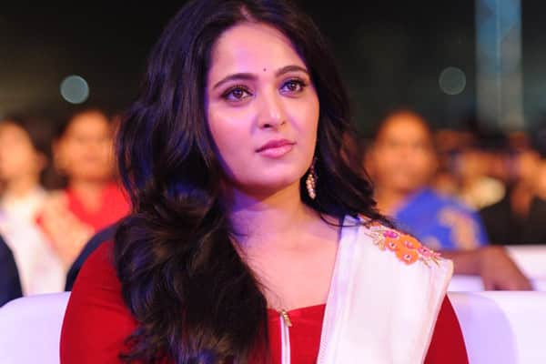 Anushka Shetty approached for Nagarjuna - Nani's multi-starrer film