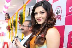 Mehrene Kaur – launch B New Mobile Store at Adoni