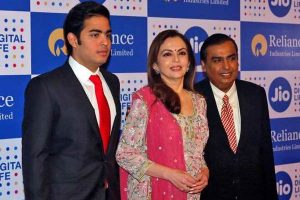 Billionaire Mukesh Ambani’s son to marry diamond king’s daughter this year?