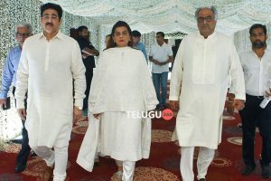 Photos  : Celebs at Sridevi Prayer meeting