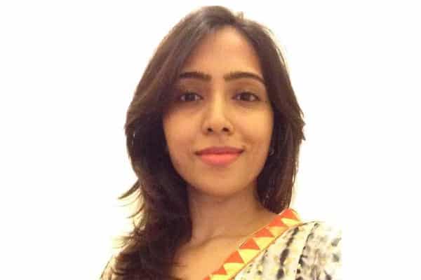 Heroines are worse than sex workers: Neha Gnanavel