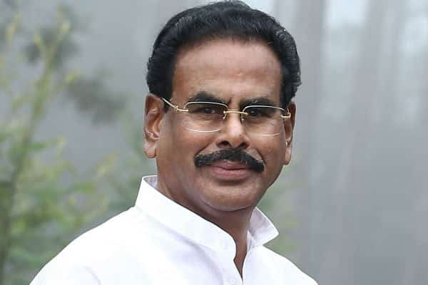 Sasikala's husband Natarajan dead