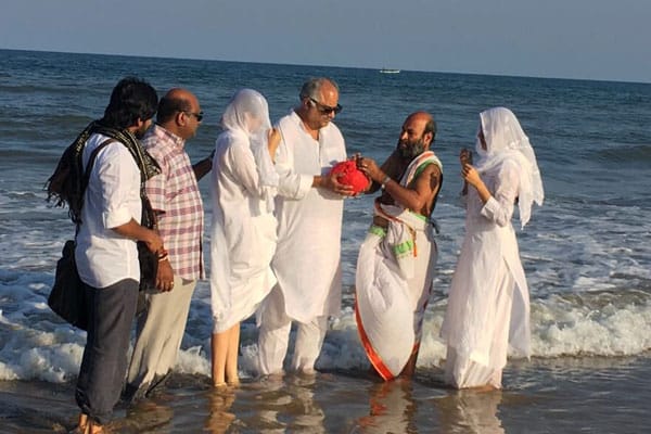 Sridevi's ashes immersed in Rameswaram