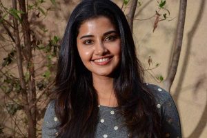 Anupama Parameswaran Photos