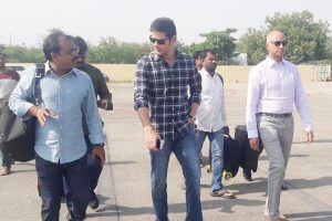 Mahesh Babu & Siva Koratala en route Vijayawada
