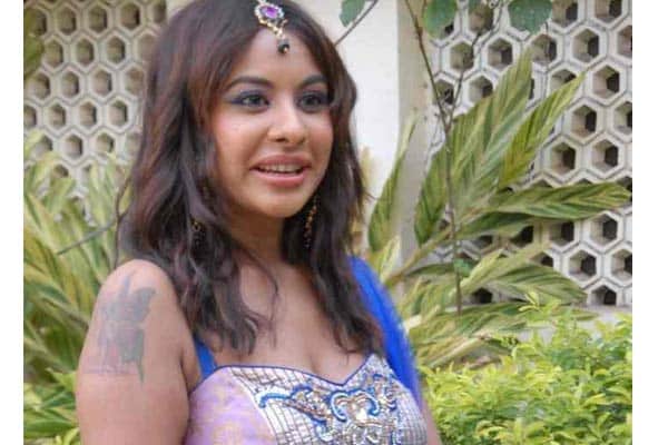 MAA lifts ban on Sri Reddy