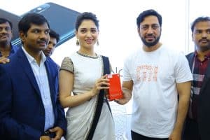 Tamannah launch Happi Mobiles store at Kurnool