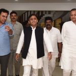 KCR, Akhilesh discuss proposed front