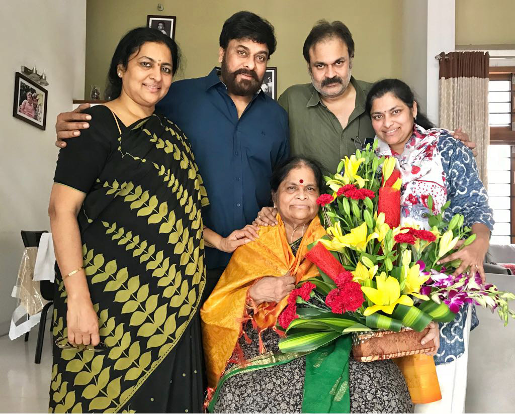 Mothers Day : Chiranjeevi Naga Babu brothers seek blessings from mother