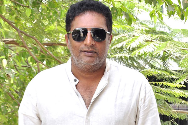 Zero marks to Modi : Prakash Raj