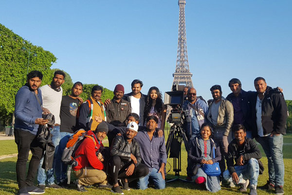 Tej ILU shoot happening in Paris