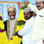 Chandrababu Naidu joins Muslims in Eid prayers