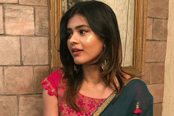 Hebah Patel plays a media student in ‘24 Kisses’