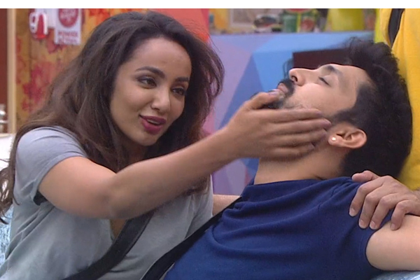 Bigg Boss 2 theme of this week: Tejaswi and Samrat romance