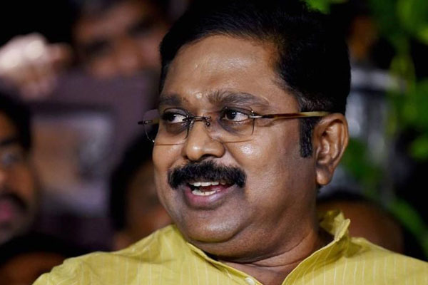 TTV Dinakaran’s Car Attacked With Petrol Bomb