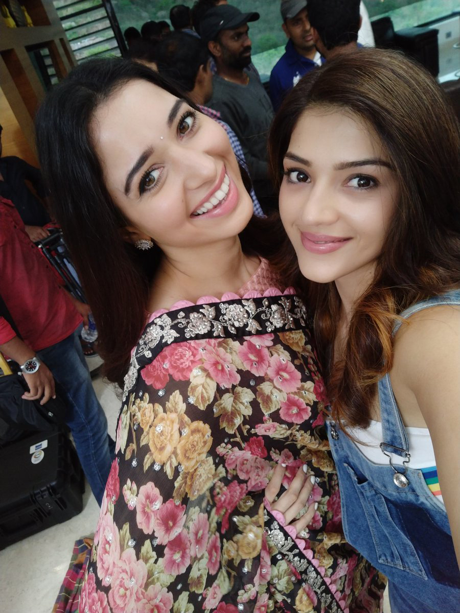 Tamannaah and Mehreen join F2