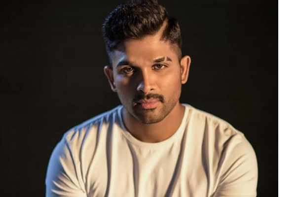 Allu Arjun shows his kindness towards Kerala