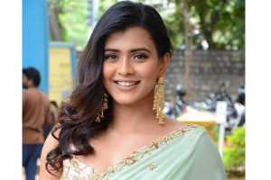 Hebah Patel Latest Pics