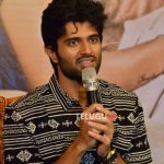 Vijay Devarakonda undergoes Eye surgery