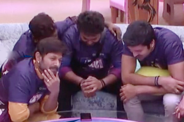 Bigg Boss telugu 2: Tanish and Samrat escaped nominations