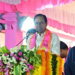 KCR invokes Tamil Model of Politics calling parties not to be slaves to Delhi.