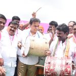 KTR says TRS will play decisive role at Centre