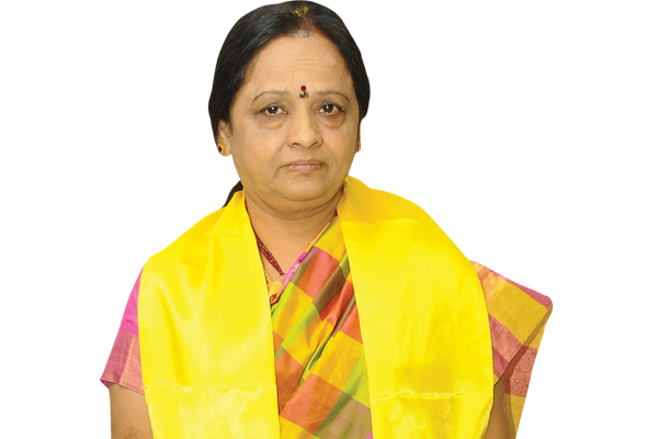 Sugunamma officially denies quitting TDP