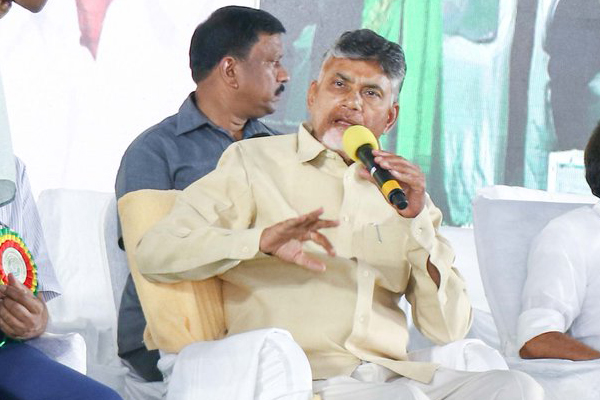 BJP has secret deals with KCR and Jagan, says Chandrababu