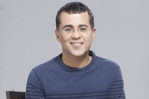 Chetan Bhagat admits and apologizes to woman after harassment allegations