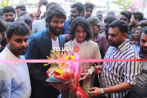 Pics : Vijay devarakonda and Rashmika Inaugurates KLM fashion mall
