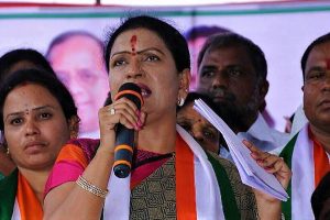 One more shock to INC: DK Aruna to join BJP