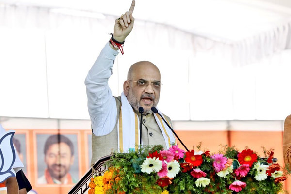 KCR pushed rich Telangana into huge debts, says Amit Shah