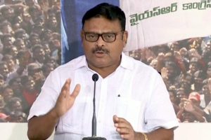 Health Minister doesn’t perform surgeries, says Ambati
