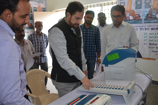 Election Commission notices to Vikarabad Collector on EVMs