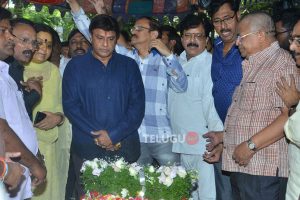 Celebs pay homage to Kodi Ramakrishna