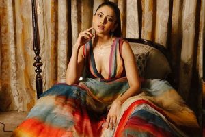 Pic Talk: Rakul flaunts in Style