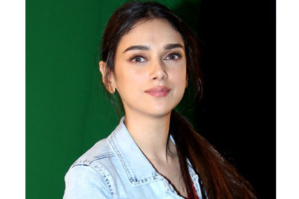 Aditi Rao Hydari signs her next Telugu projectAditi Rao Hydari signs her next Telugu project