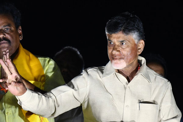 Naidu lists out reasons why Jagan is unfit for One Chance