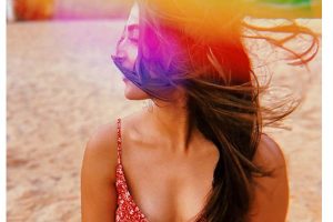 Pic Talk: Pooja Hegde sizzles in short skirt
