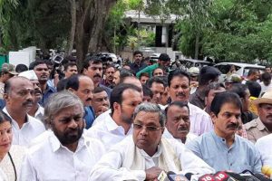 21 ministers resign in Karnataka to prevent BJP