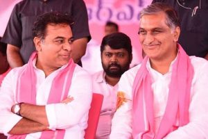 Telangana CM again expands cabinet, inducts son, nephew