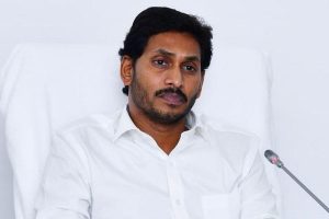 Jagan telling lies, say Amaravati farmers